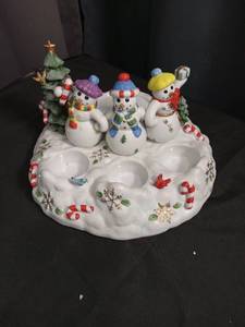 lot 2806 image: PartyLite P7650 Snowbell Tealight Holder