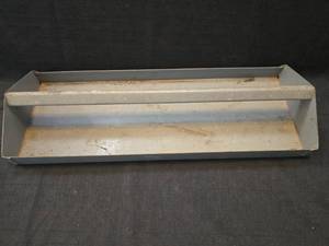 lot 1111 image: Metal tool carrier