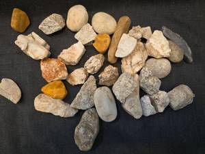 lot 1113 image: Mixed Natural Rock and Mineral Collection