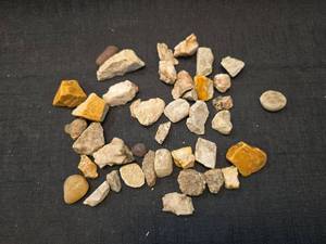lot 1117 image: Natural Mixed Stone Collection with Yellow Calcite