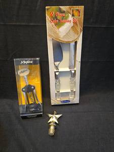 lot 1139 image: Maxine Wine Opener and Bellamo Cake Server Set