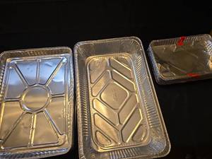lot 1147 image: Aluminum Foil Pan Assortment-brownie, cookie, steam table