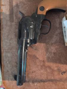 lot 1586 image: BB gun