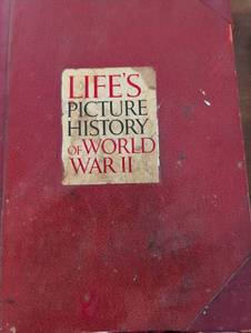 lot 1615 image: Lifes Picture History of World War II Book