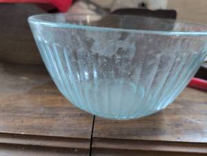 lot 1634 image: Blue Glass Herringbone Pattern Bowl