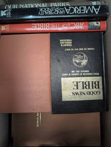 lot 310 image: Readers Digest Book Collection with National Parks