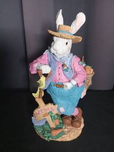 lot 2878 image: Gardening Rabbit Figurine with Carrot Basket