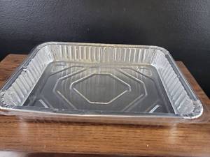 lot 2571 image: Disposable Aluminum Baking Pan
