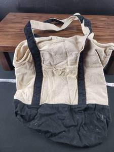 lot 2596 image: White Cotton and Navy Canvas Sailor Tote