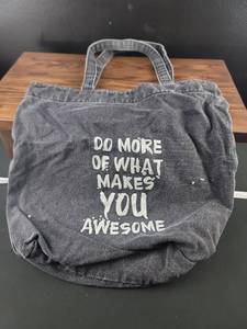 lot 2598 image: Motivational Quote Canvas Tote Bag