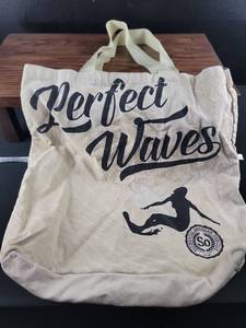 lot 2599 image: Perfect Waves Canvas Tote Bag