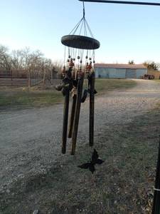 lot 2830 image: Butterfly Wind Chime with Metal Tubes