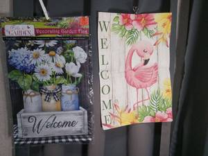 lot 2837 image: Welcome  Garden Flags