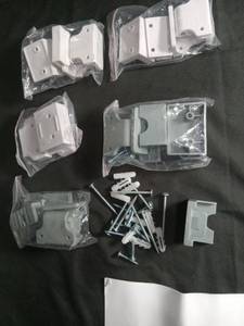 lot 2844 image: Yoofor Retractable Baby Gate Hardware Kit