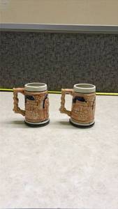 lot 1091 image: 2 Beer Steins - No markings on bottom. (SS)