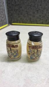 lot 1130 image: Texas Western Theme Salt and Pepper Shakers. (SS)