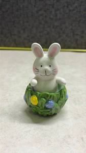 lot 1145 image: White Bunny in a Flower Bush Salt and Pepper Shakers - Glued. (SS)