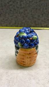 lot 1146 image: Ceramic Blueberry Salt and Pepper Shaker - Glued. (SS)