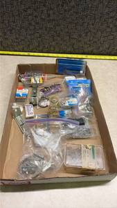 lot 1183 image: Mixed Hardware and Fasteners Lot