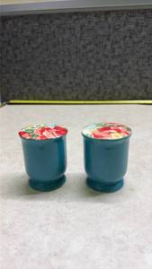 lot 1188 image: Floral Pattern Salt and Pepper Shakers