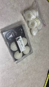 lot 1193 image: Floating Candles Set