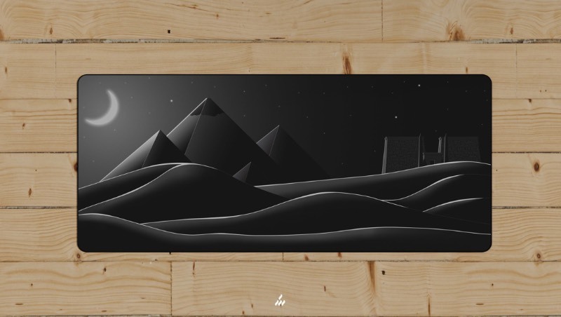 lot 21 image: XL Amazing Quality GMK Pharaoh - Deskmat Giza Nights 32