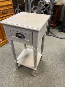 lot 109 image: Gray single drawer side table 28 x 15 x 15 in
