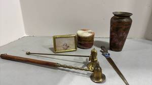 lot 1012 image: Art Nouveau Brass Items with Floral Vase and Marble Container