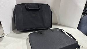 lot 1094 image: Professional Art Supply Travel Case and laptop case