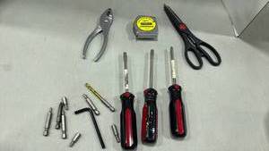 lot 1132 image: Mixed Tool Set with Stanley Tape Measure
