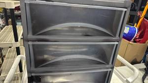 lot 1135 image: 3 Drawer Plastic Storage container 25x22.5x15
