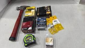 lot 1149 image: Hammer and Hardware Bundle