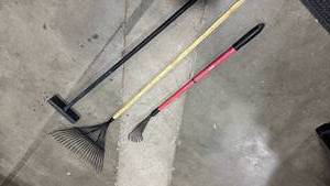 lot 1159 image: Lawn & Garden Tool Set - Rake, Push Broom & Leaf Rake