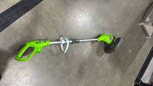 lot 1161 image: Greenworks Electric String Trimmer
