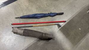 lot 1162 image: Umbrella, golf club and more