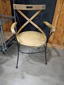 lot 3004 image: Mid-Century Wooden Directors Chair