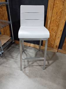 lot 3009 image: Modern Grey Leather Bar Chair with Chrome Base
