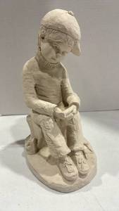 lot 3106 image: Austin Productions Inc Bright Eyes sculpture