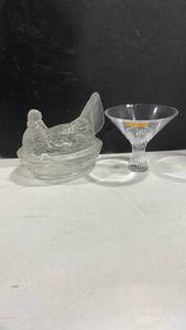 lot 3117 image: Nachtmann crystal with glass hen