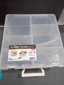 lot 3140 image: Art Bin.  Double deep with removable dividers