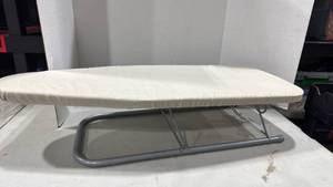 lot 3176 image: Table top ironing board