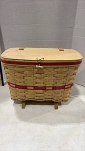 lot 4003 image: Longaberger Handwoven Picnic Basket with Red Accent