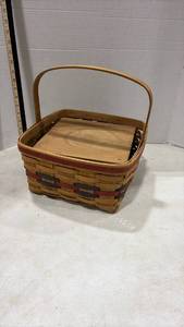 lot 4018 image: Longaberger Handwoven Market Basket