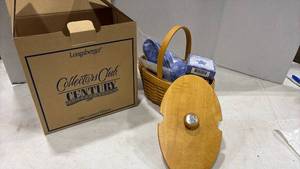 lot 4019 image: Longaberger Collectors Club Century Celebration Basket 2000