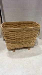 lot 4020 image: Longaberger Handwoven Wood Mail Basket