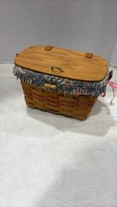 lot 4031 image: Longaberger Handwoven Basket with Floral Liner