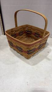 lot 4035 image: 1988 Longaberger Square Market Basket