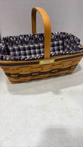 lot 4039 image: Longaberger Easter Basket with Navy Plaid Liner
