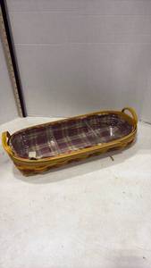 lot 4050 image: Longaberger Century Collection Bread Basket