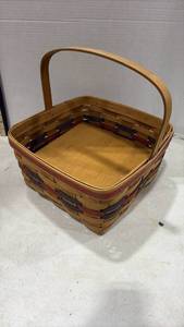 lot 4059 image: Longaberger Handwoven Market Basket